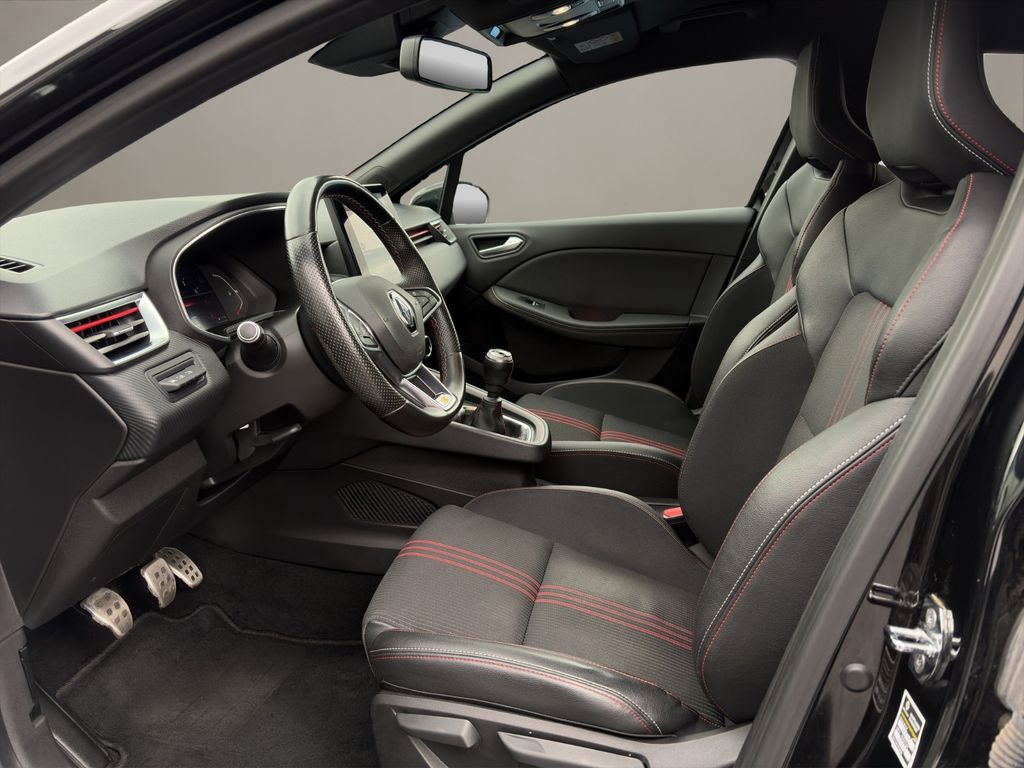Renault Clio 2021 г. Чёрный, пробег 42000 км