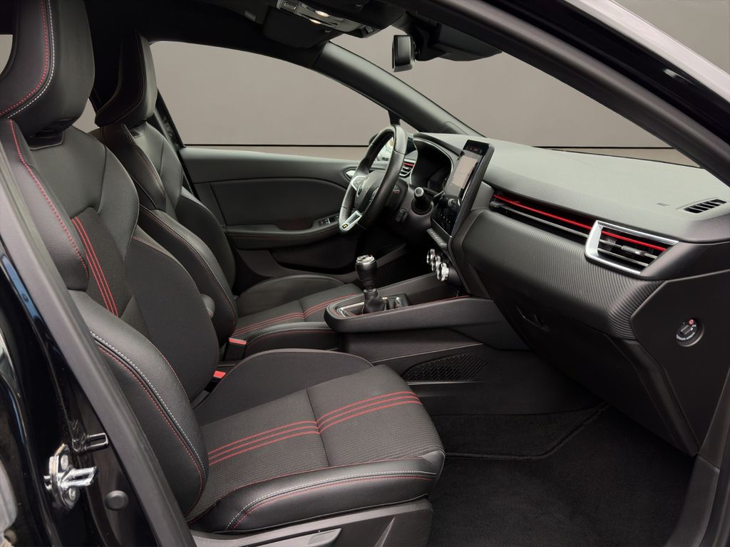 Renault Clio 2021 г. Чёрный, пробег 42000 км