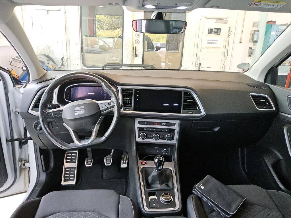 SEAT Ateca 2022 г. Белый, пробег 52151 км