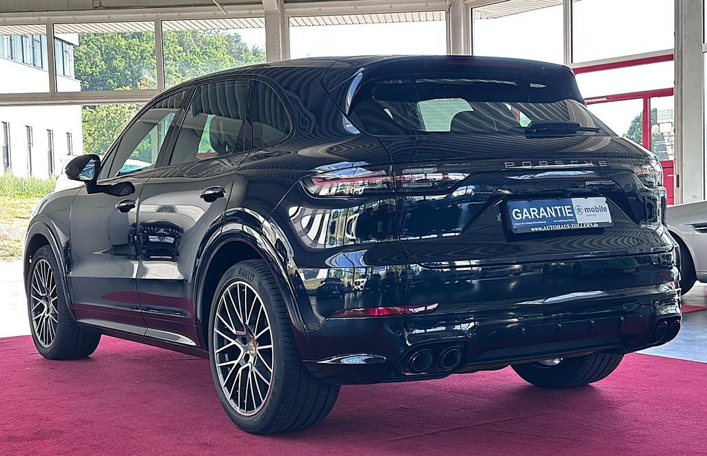 Porsche Cayenne 2022 г. Синий, пробег 59963 км