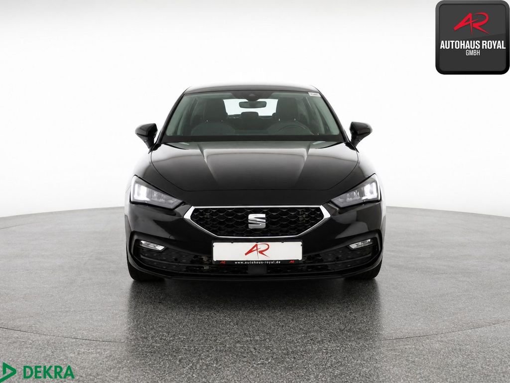 SEAT Leon 2023 г. Чёрный, пробег 59858 км