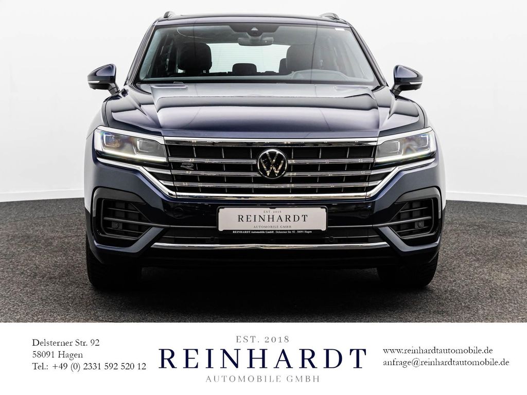 Volkswagen Touareg 2023 г. Синий, пробег 39103 км