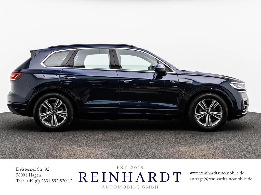 Volkswagen Touareg 2023 г. Синий, пробег 39103 км