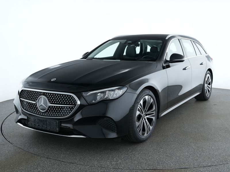 Mercedes-Benz E 200 2026 г. Чёрный, пробег 27741 км