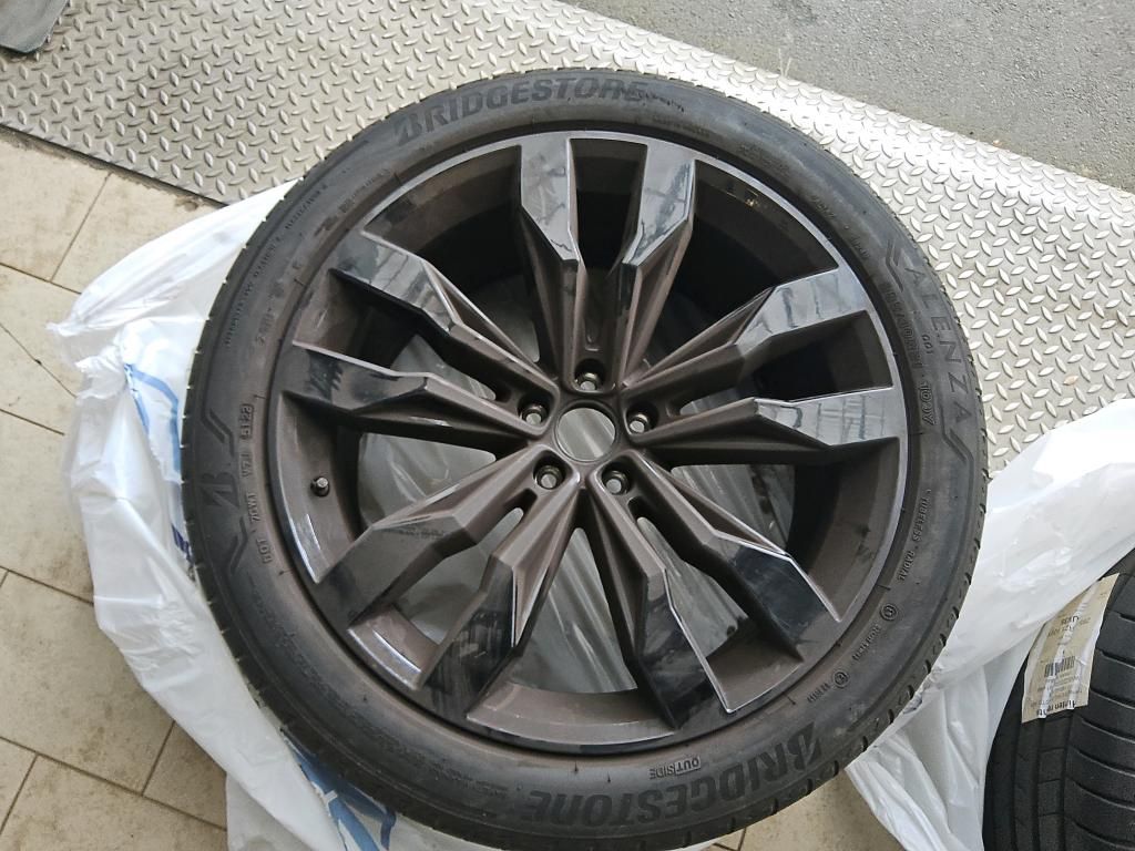 Volkswagen Touareg 2023 г. Синий, пробег 47000 км